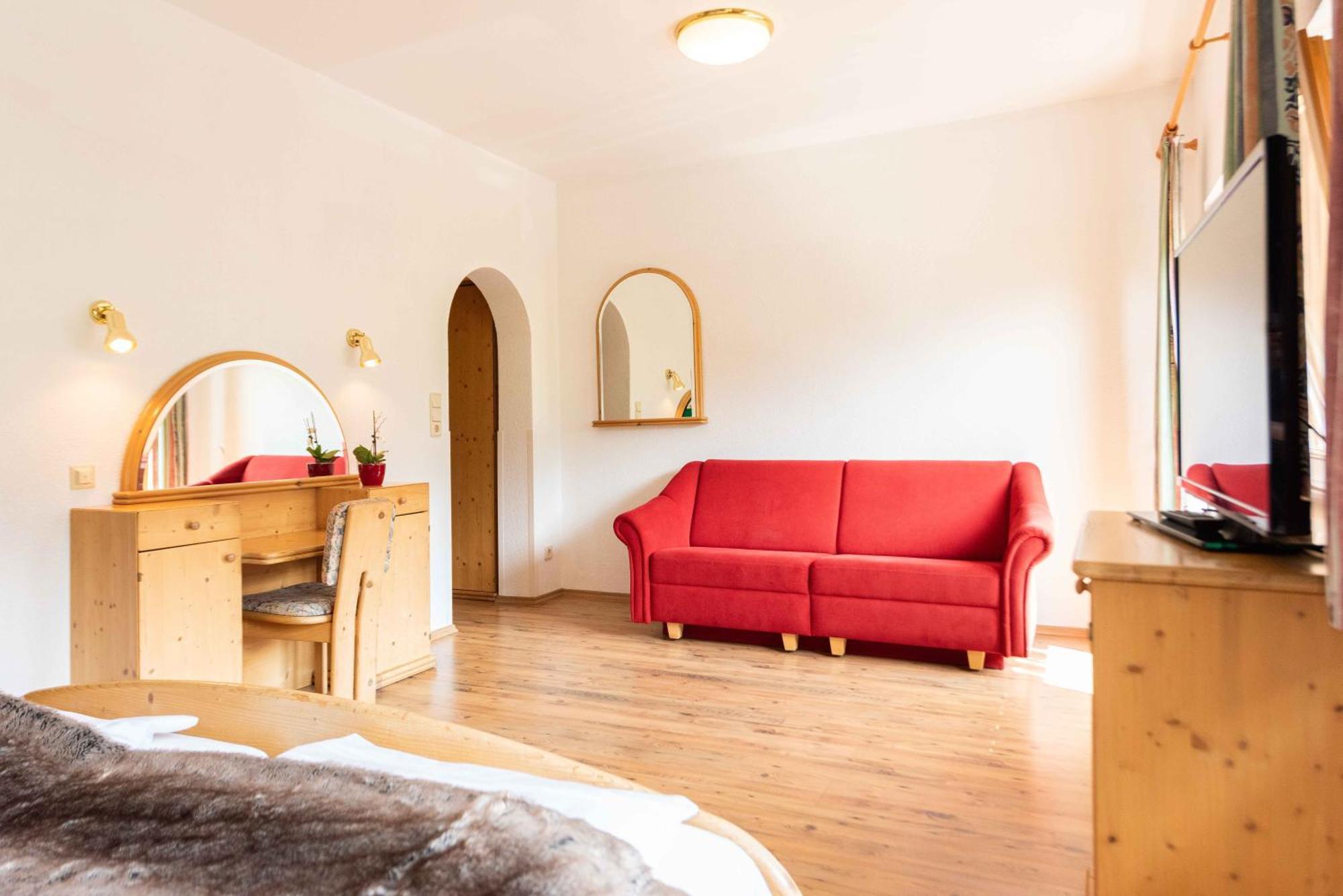 Hotel Guesthouse Dalnig Бад-Кляйнкірхгайм Екстер'єр фото