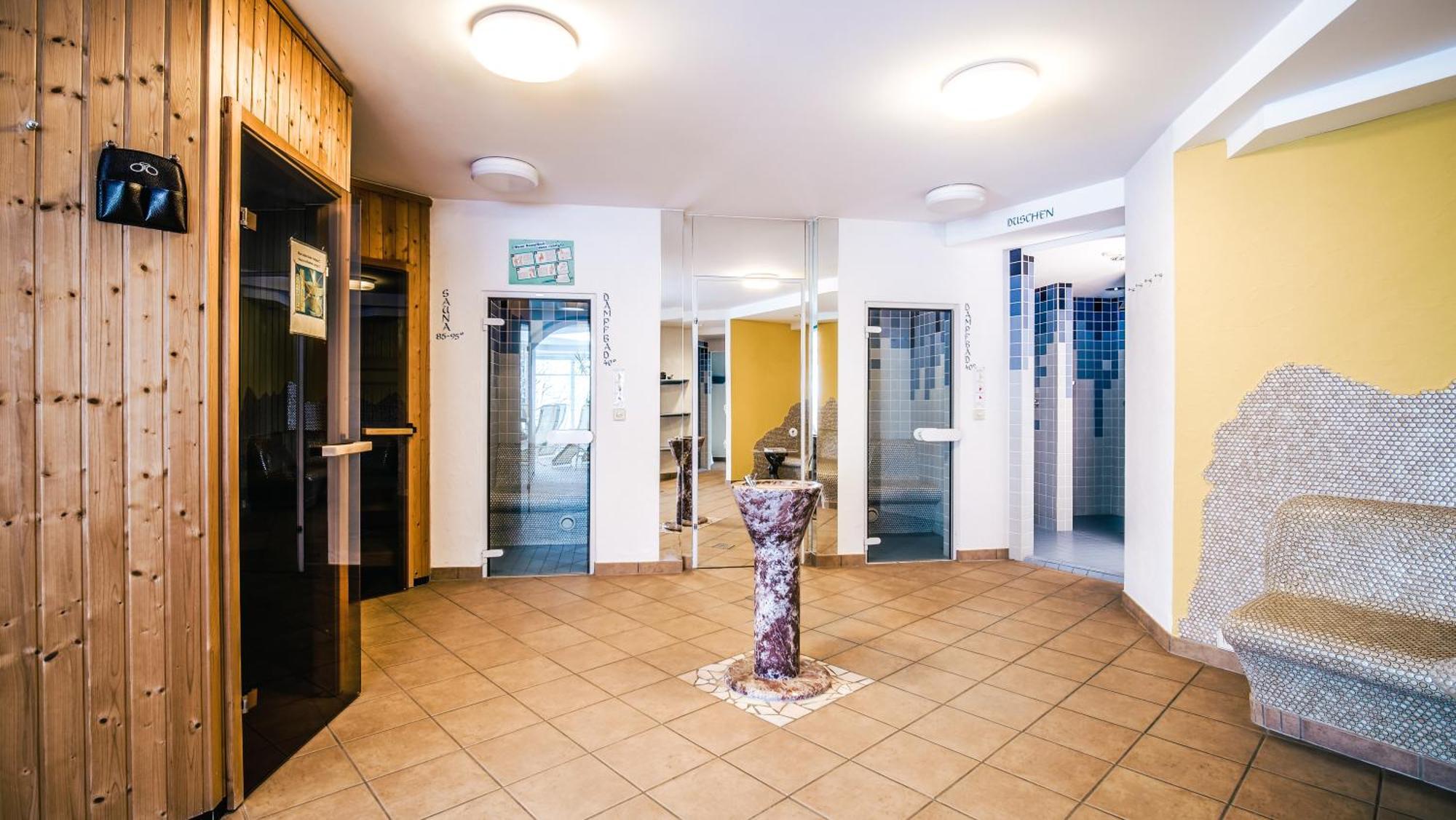 Hotel Guesthouse Dalnig Бад-Кляйнкірхгайм Екстер'єр фото